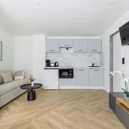 Hsh Magnifique Appartement La Chapelle Paris Eksteriør billede